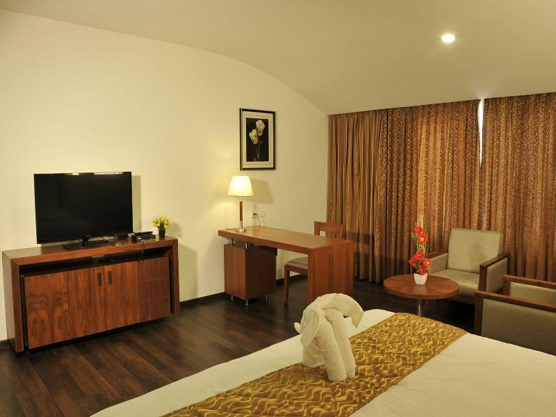 Dhanalakshmi Srinivasan Hotels Perambalur Buitenkant foto
